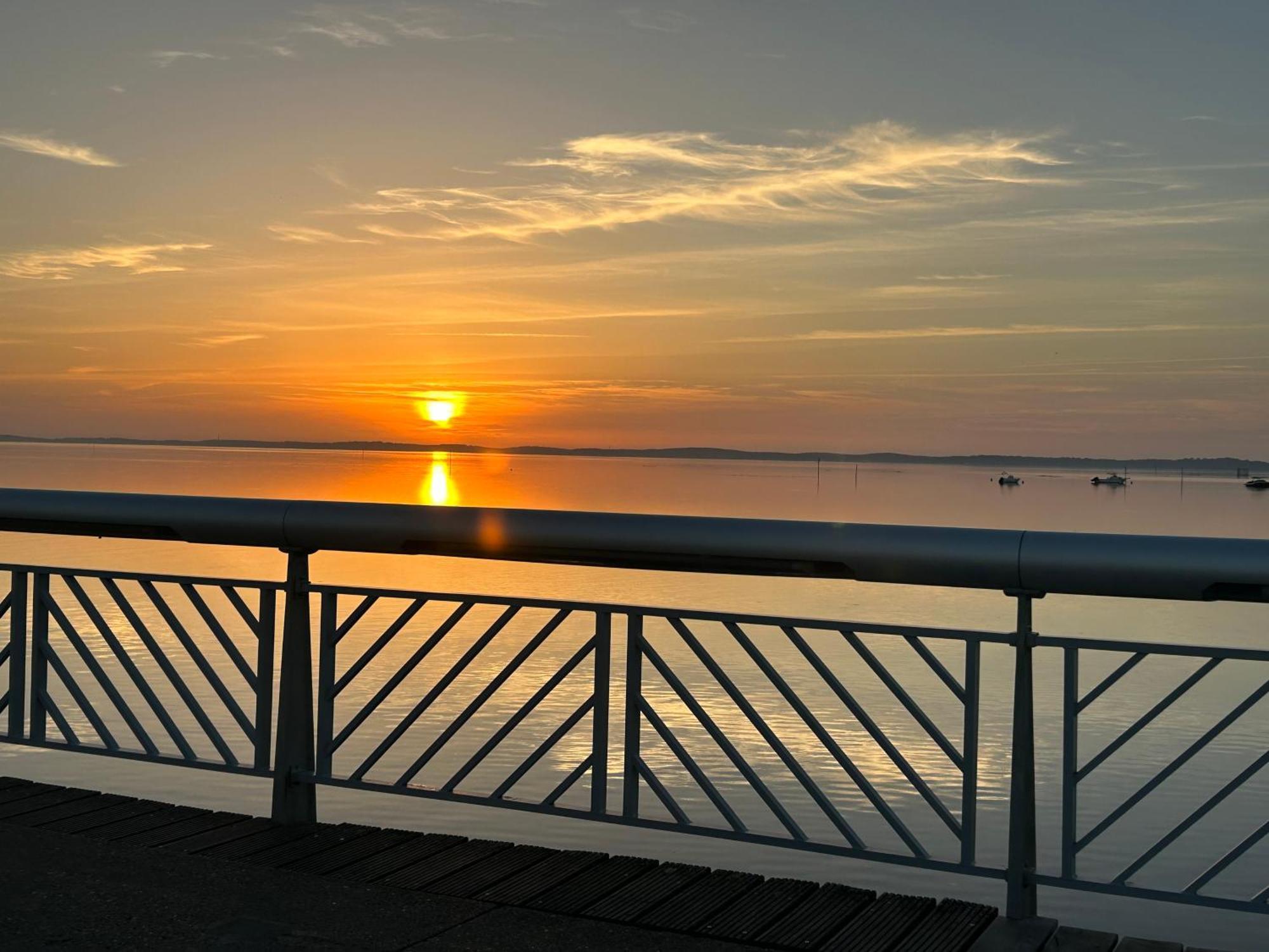 Cocon Entre Presqu'Ile Du Cap Ferret Et Plages Oceanes - Terrasse - 1 Velo Gratuit Ares Kültér fotó